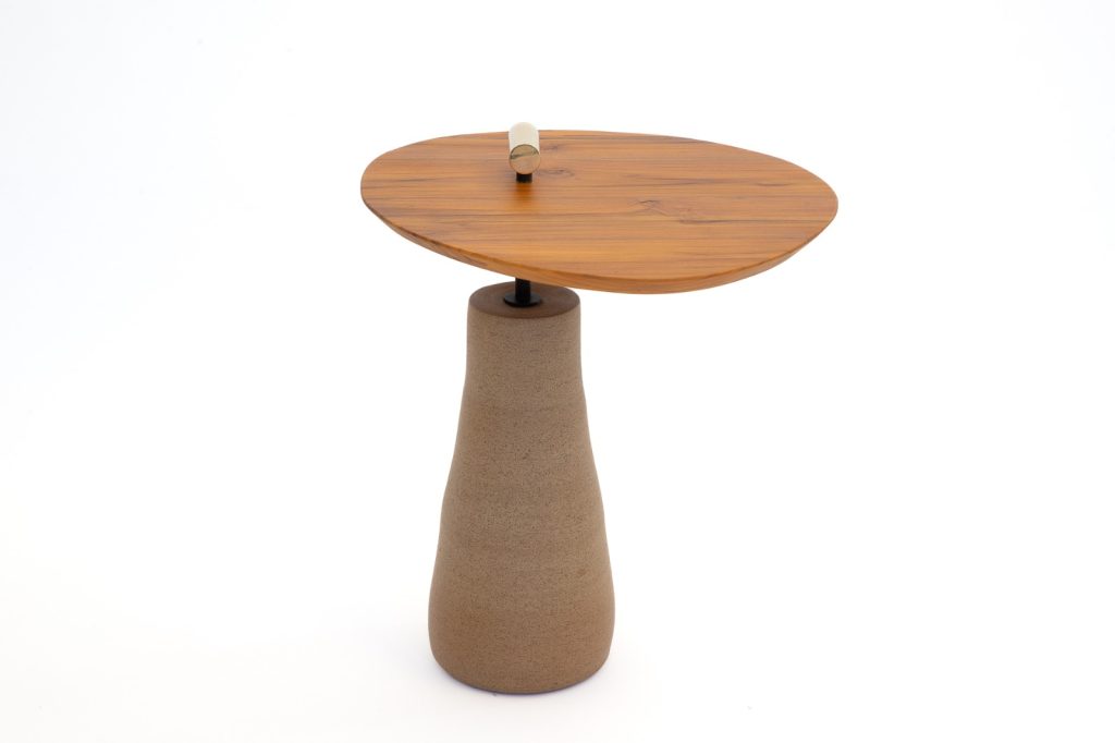 Mesa de Apoio Formigueiro